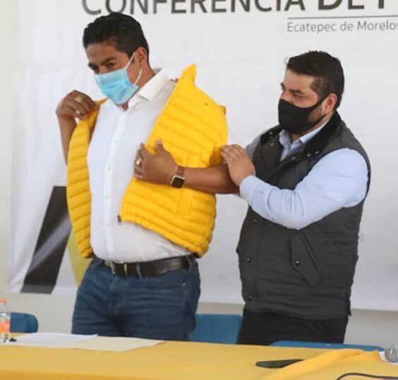 Dirigencia del PRD suma a Guillermo Fragoso, regidor de Ecatepec y líder estatal de la confederación “Libertad de Trabajadores de México”; en su presentación Fragoso anuncia que buscará la diputación por el distrito 6 local.